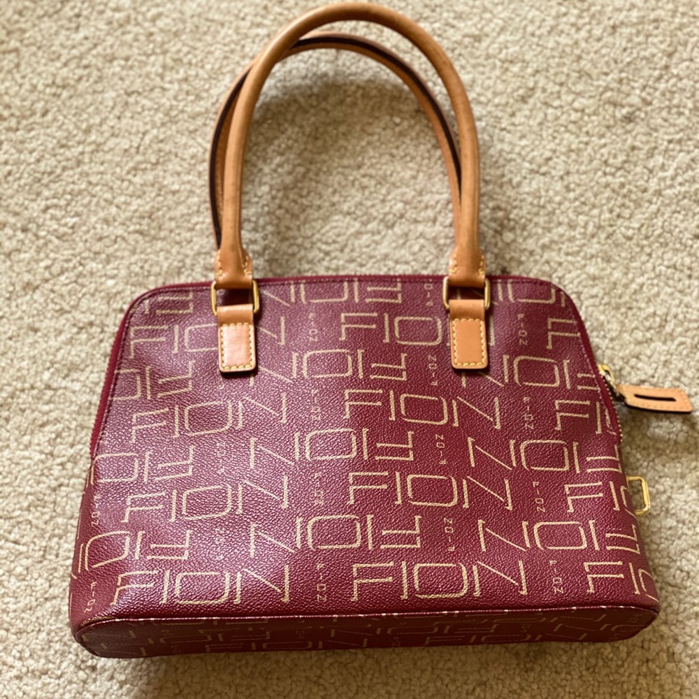 Small dark red leather purse by Fion